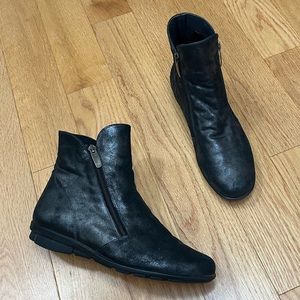 Spiffy Made In Spain Leather Ankle Boots